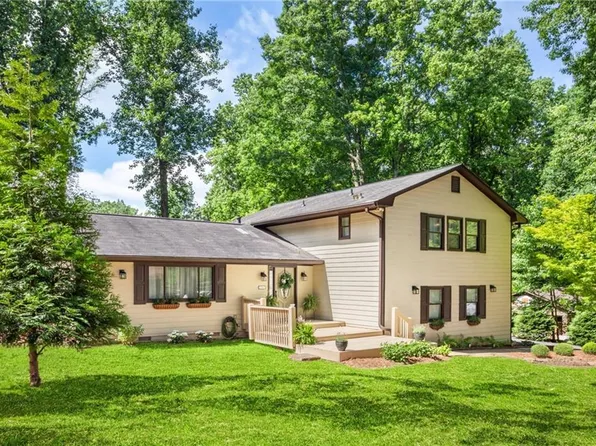 2262 Stag Run, Suwanee, GA 30024