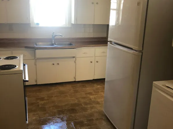 111 E Clinton St #2, Clinton, MO 64735