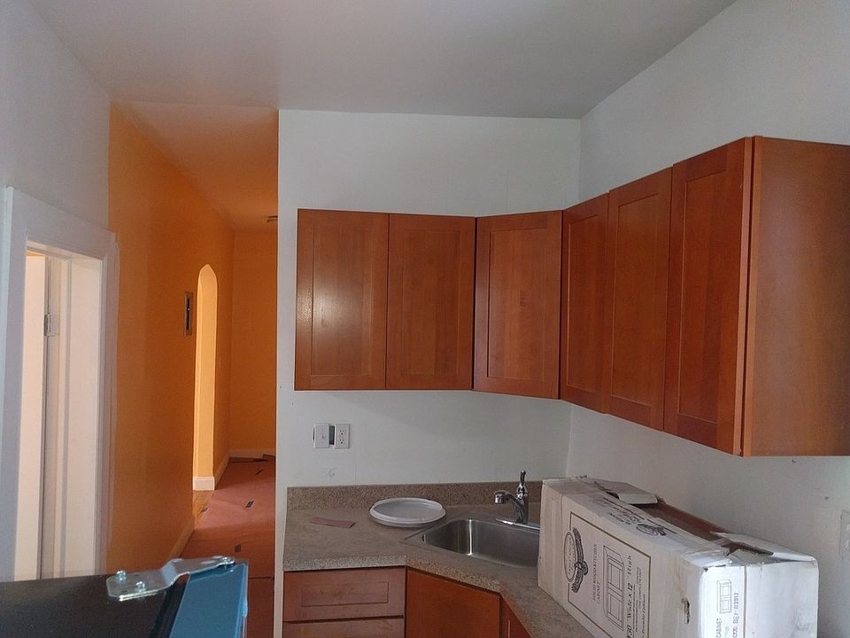 1st image of 162 E 19th St #6A