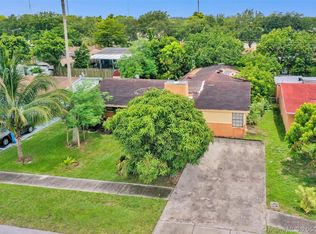 6910 SW 28th St, Miramar, FL 33023