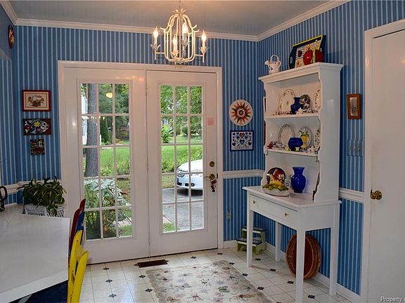 5th image of 6481 Glenside Ct