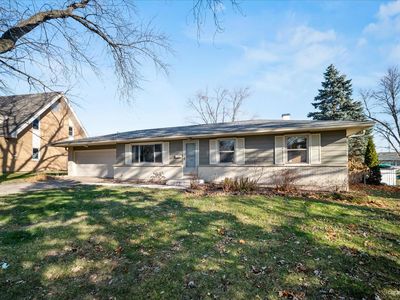977 Diane Ave, Elgin, IL, 60123
