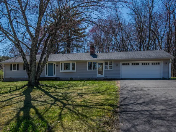 19 Blueberry Lane, Avon, CT 06001