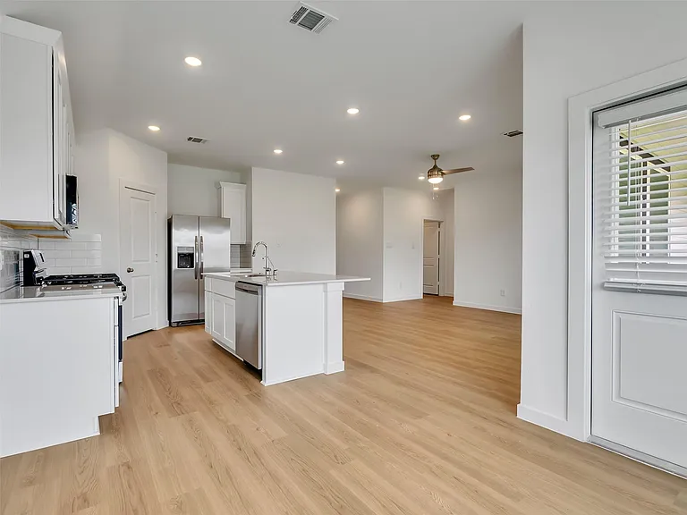 9011 Serene Haven Ln — Photo 19