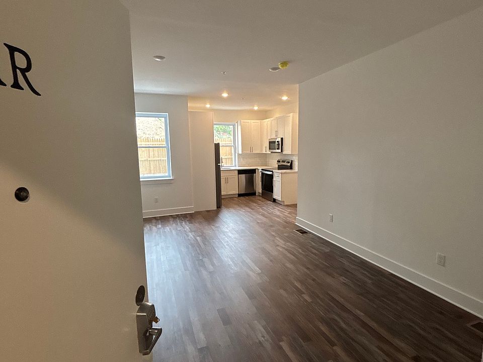 2nd image of 3345 N 19th St #1R