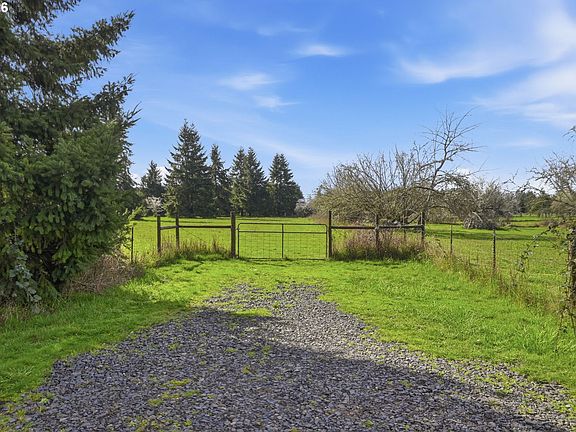 2nd image of 0 Fruitway Rd