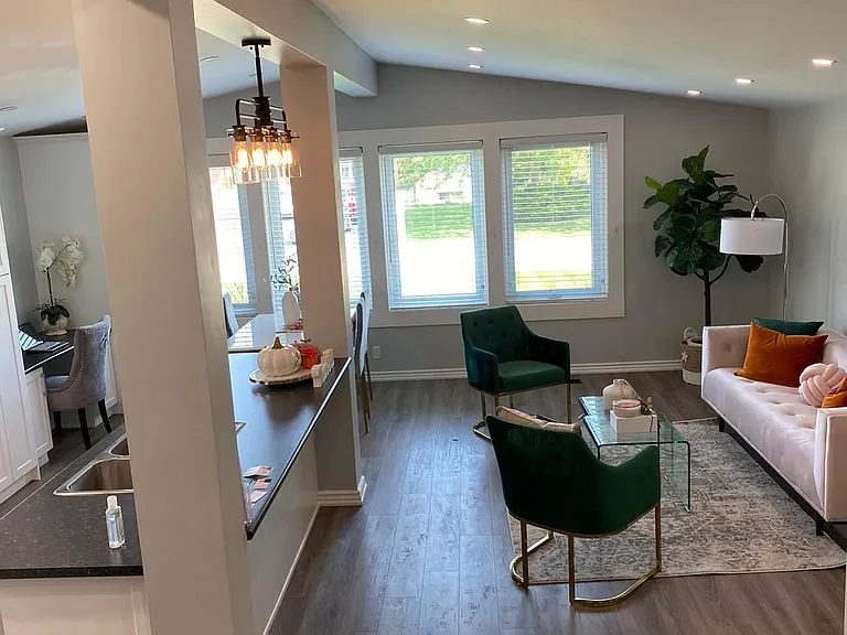 876 Antonio St — Photo 11
