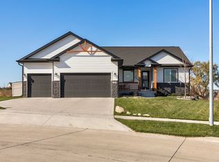 1909 16th Cir SE, Altoona, IA 50009