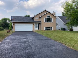 5788 Ridge Creek Road Ct, Shoreview, MN 55126