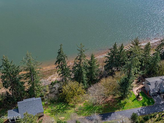 5th image of Riverway Dr