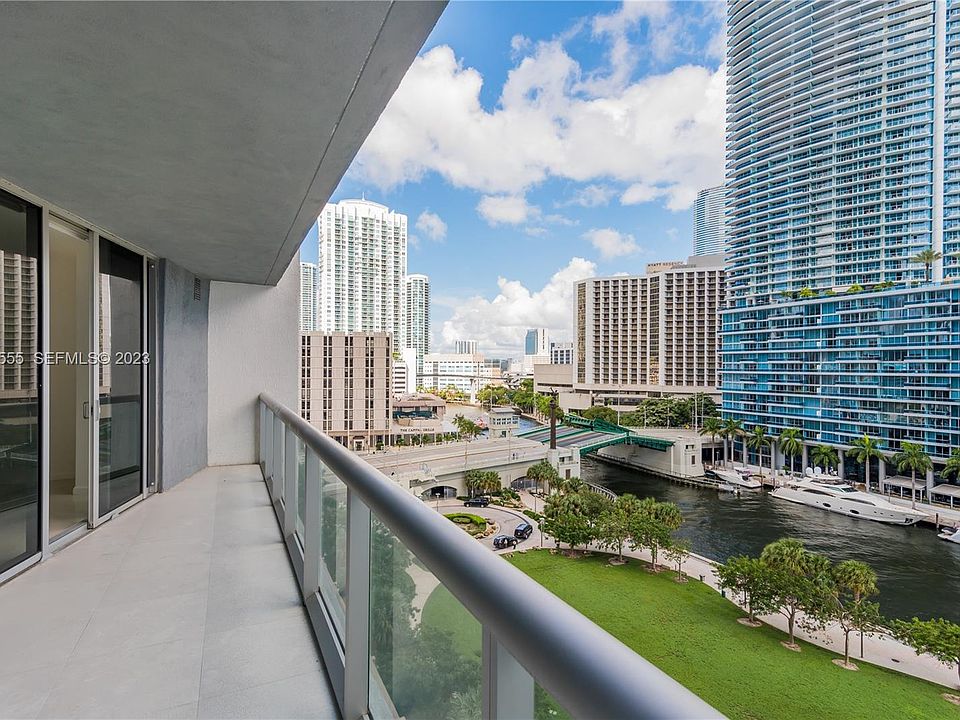 1st image of 475 Brickell Ave #1314