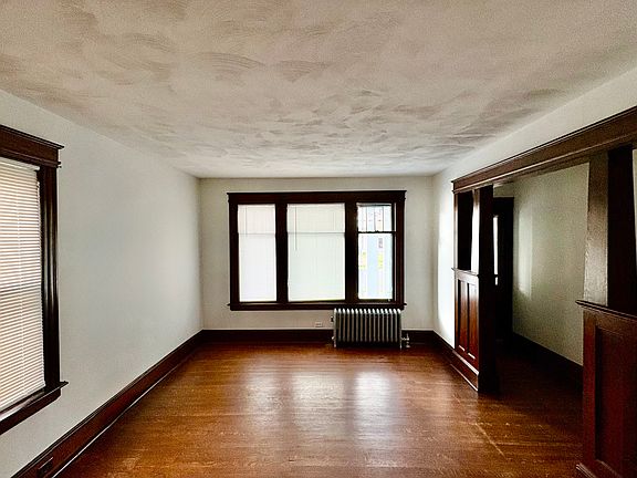 living room leading to entrance