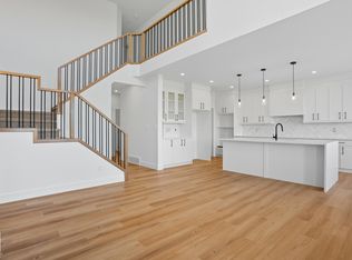 8608 181st Ave NW, Edmonton, AB T5Z 0V5