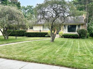 23080 Mayfield Ave, Farmington, MI 48336