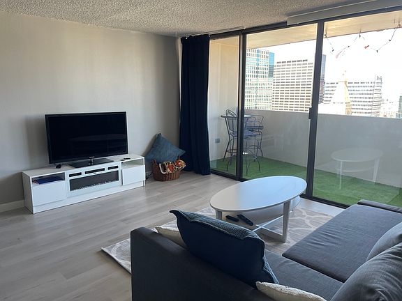 3rd image of 1020 15th St APT 32H