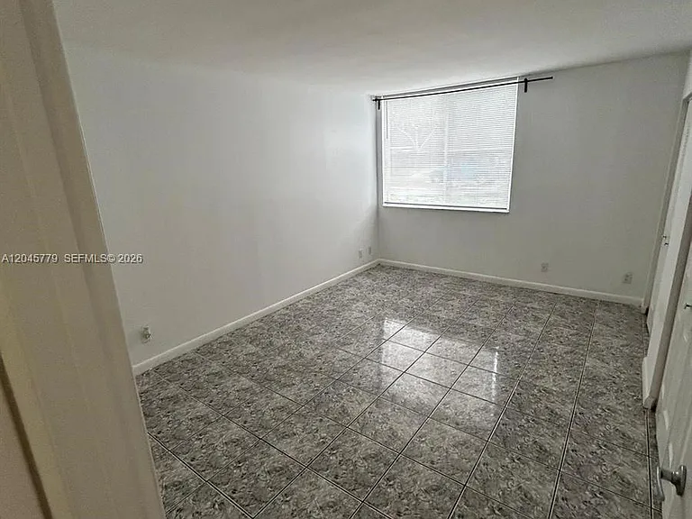 10765 Cleary Blvd #109 — Photo 10
