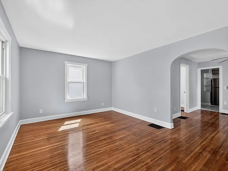 89 Mount Vernon Ave — Photo 9