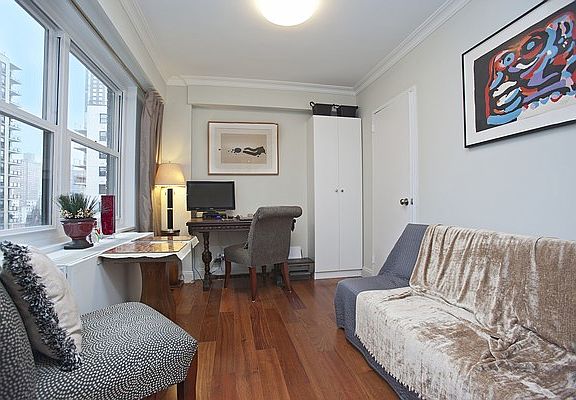 5th image of 250 E 87th St APT 12-H