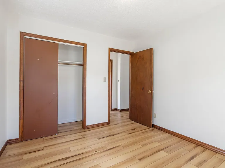 1415 W Inman Rd — Photo 14