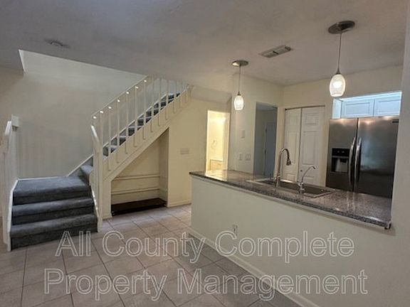 2nd image of 8550 Sturbridge Cir W