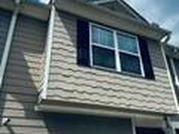 107 Highwood Ln, East Pt, GA 30344