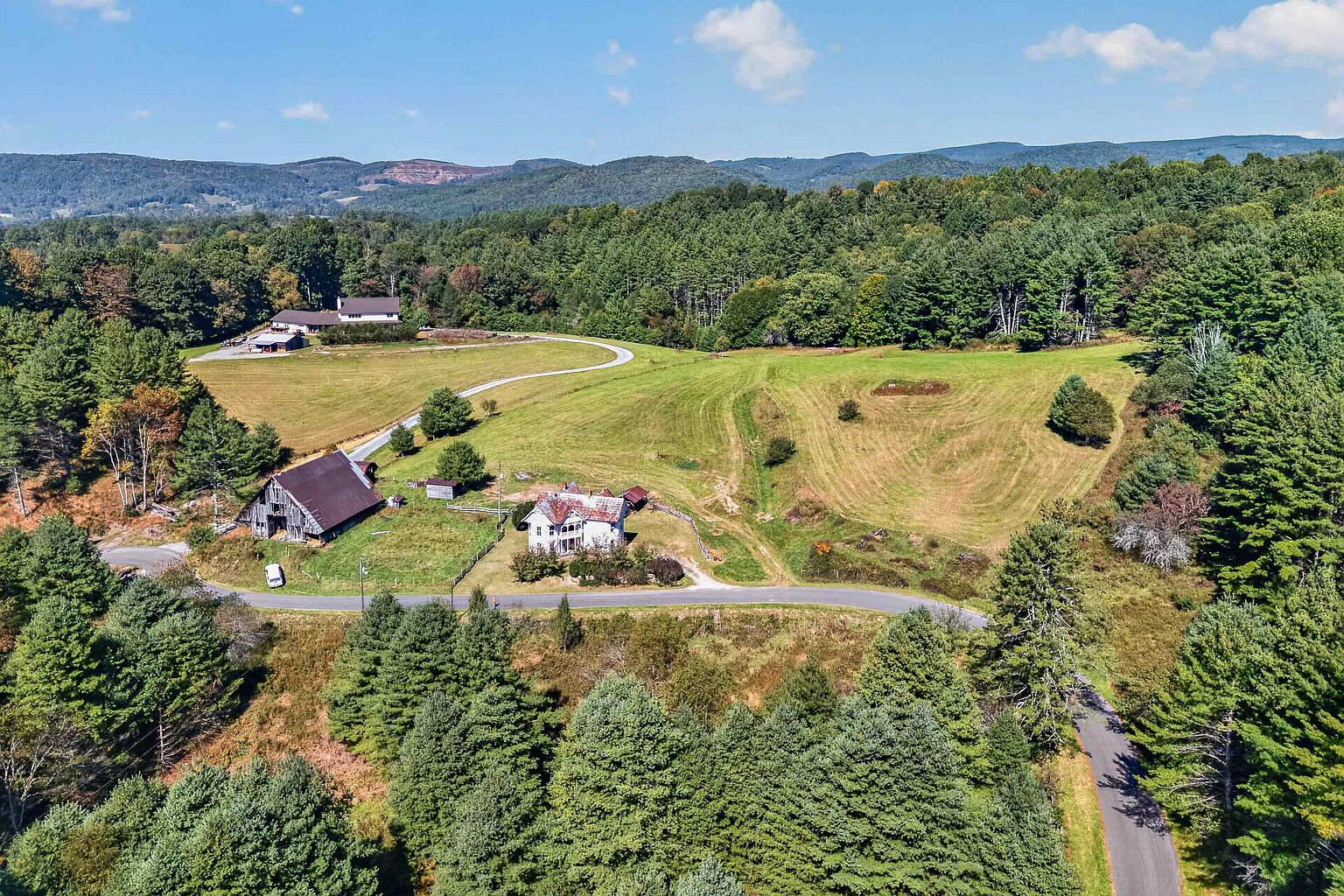 12286 Comers Rock Rd, Troutdale, VA 24378 — photo 79