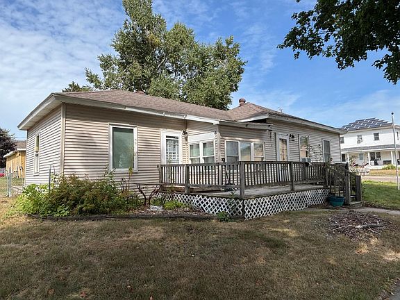 3rd image of 1603 Priddy St