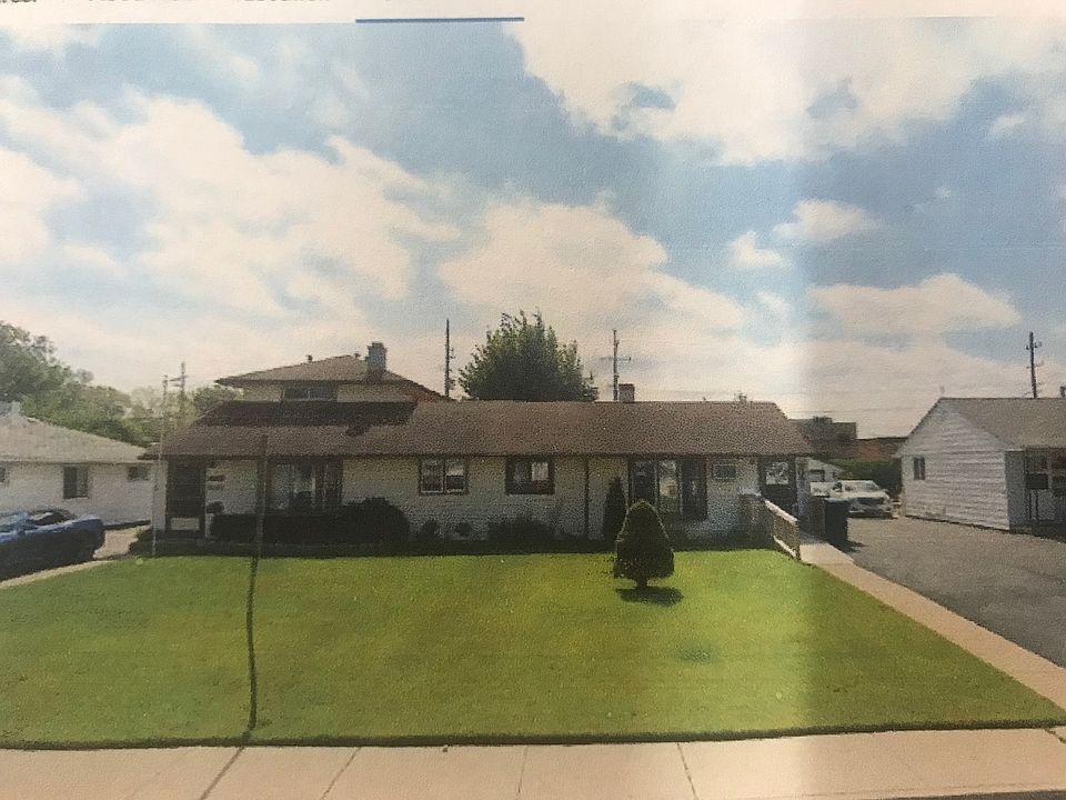 2nd image of 9057 S Corcoran Rd