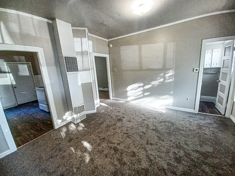 207 S 3rd St #205 — Photo 5