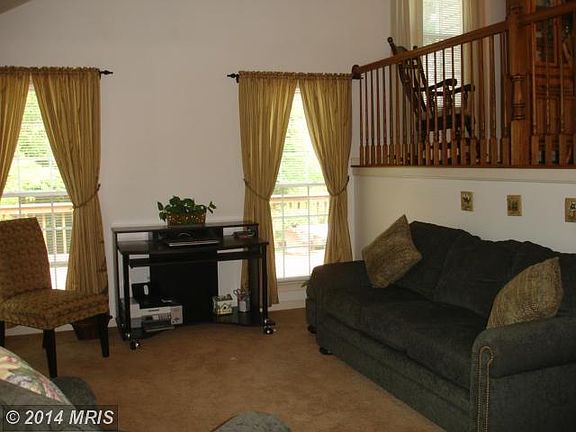 3rd image of 7678 Greenwood Way