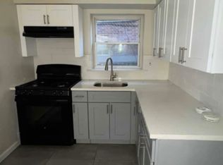 9 Smith St FLOOR 2, Irvington, NJ 07111
