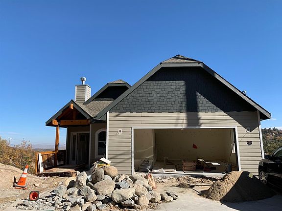 2nd image of 945 Marin Ln