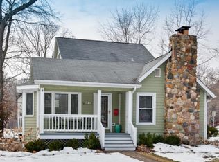 4700 Montgomery Ave, Downers Grove, IL 60515