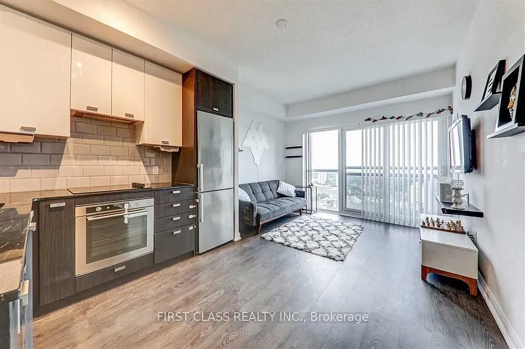 2 bed, $2,300 — Photo 1