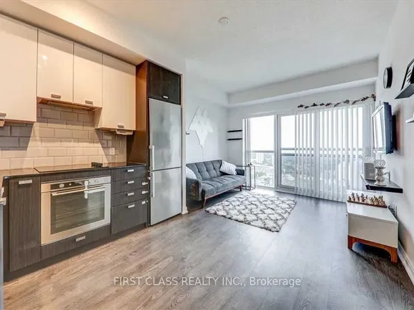 275 Village Green Sq, Toronto, ON