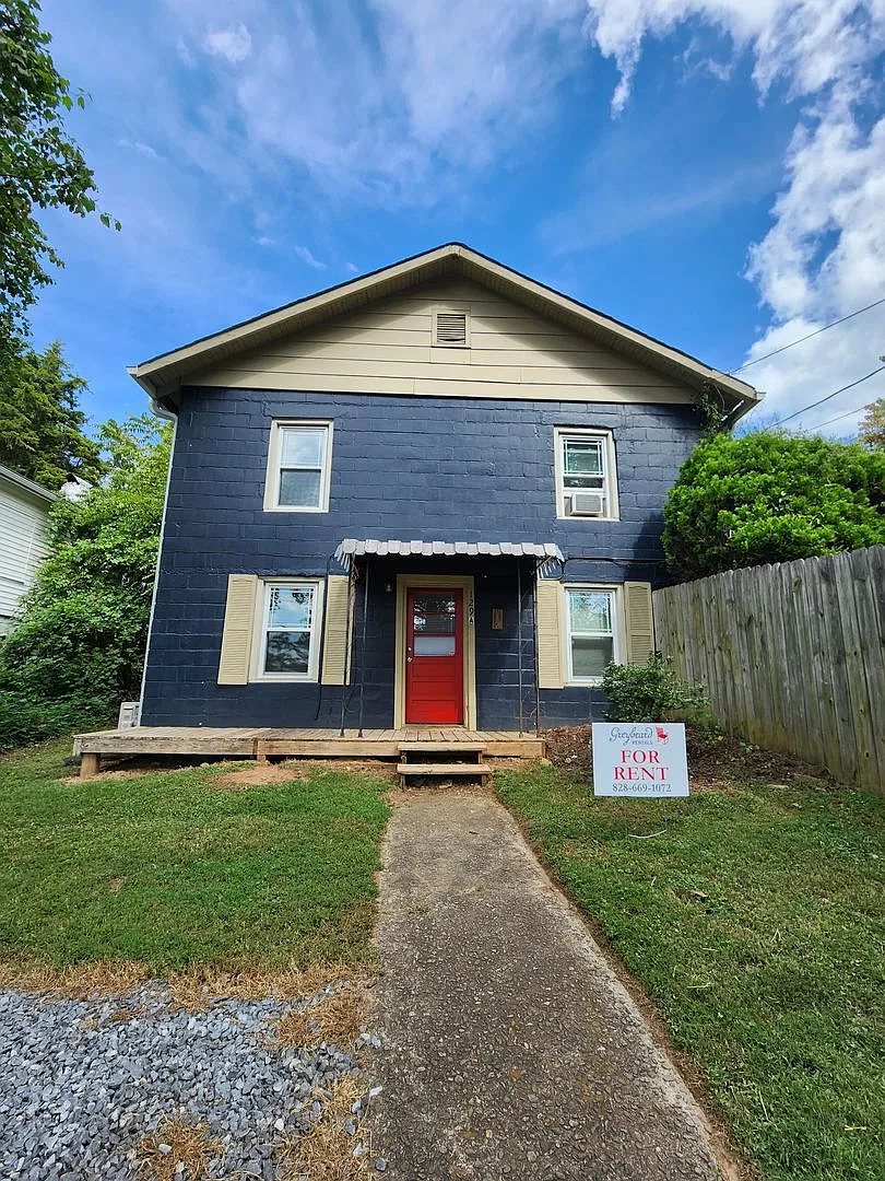 Asheville Duplex- Lower Level — Photo 1