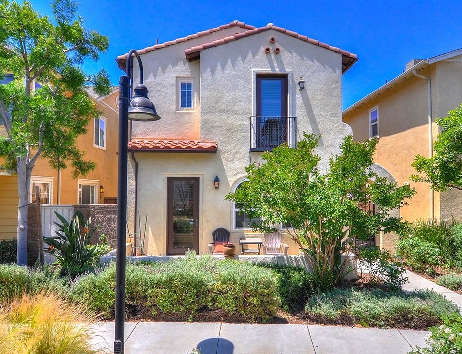 1st image of 3213 S Quincy Paseo