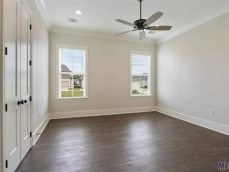 10931 N Creek Ln — Photo 9