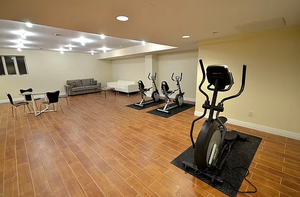 Rented by Swythe, Inc. | media 25