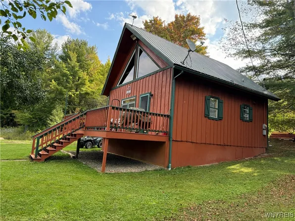 6796 S Schuyler Rd W, Almond, NY 14804