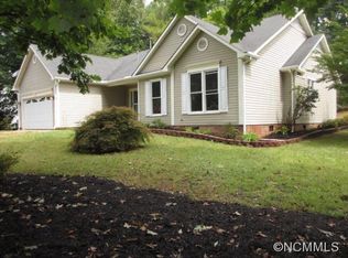 239 Windsor Forest Cir, Fletcher, NC 28732