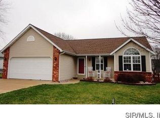 17 Cedarbrooke, Troy, IL 62294