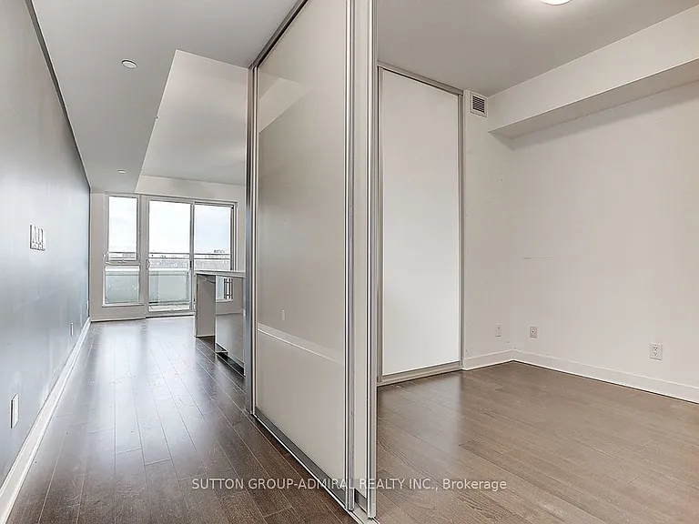 156 Portland St #403 — Photo 2