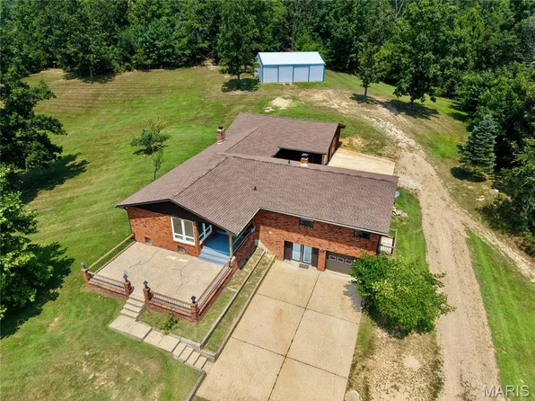 772 Highway D, Ellington, MO 63638