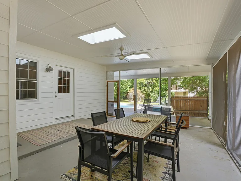 1429 El Campo Dr — Photo 27