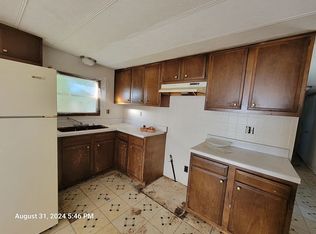 2925 Johnson Ave NW #33, Cedar Rapids, IA 52405