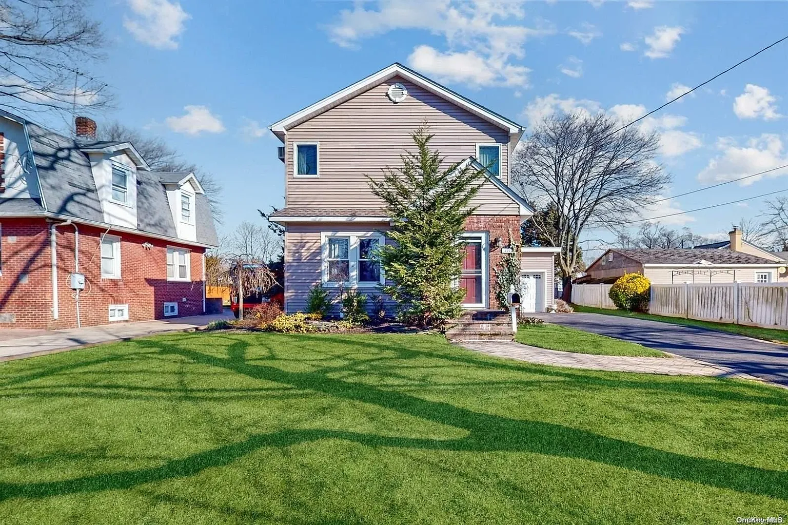 1459 Meadowbrook Road photo 1