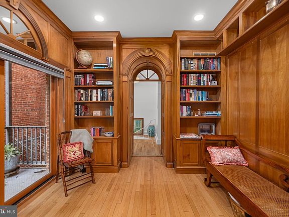 4th image of 1318 35th St NW APT 3