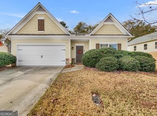 1048 Sutherland Dr, Winder, GA 30680