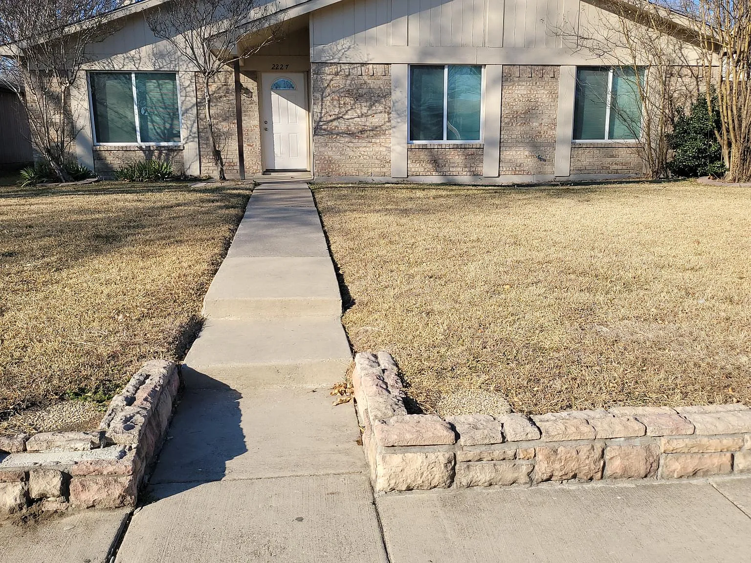3 bed, 1362 sqft, $2,395 — Photo 1